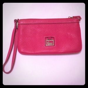 D & B wristlet